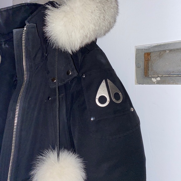 Moose knuckle - Picture 3 of 3